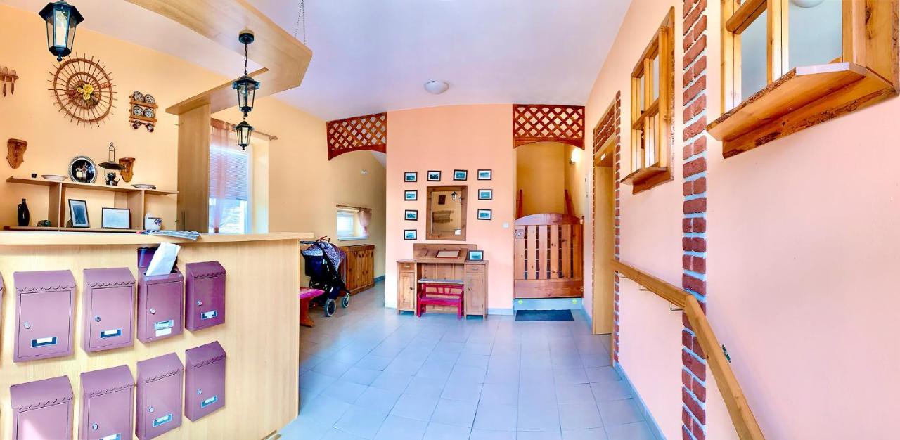 2-Izbovy Apartman Mlynica S Balkonom المظهر الخارجي الصورة